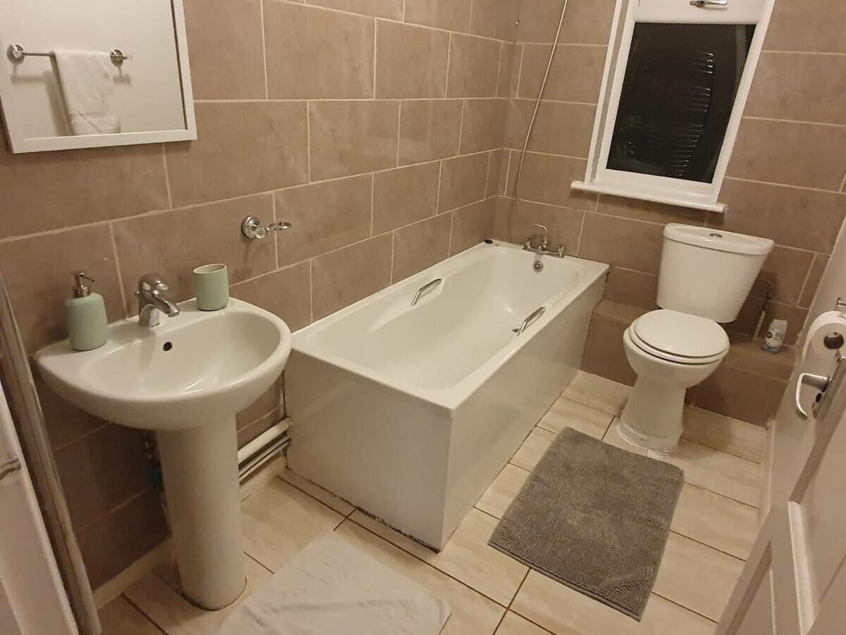 Sav Apartments Watford Watford  Room photo