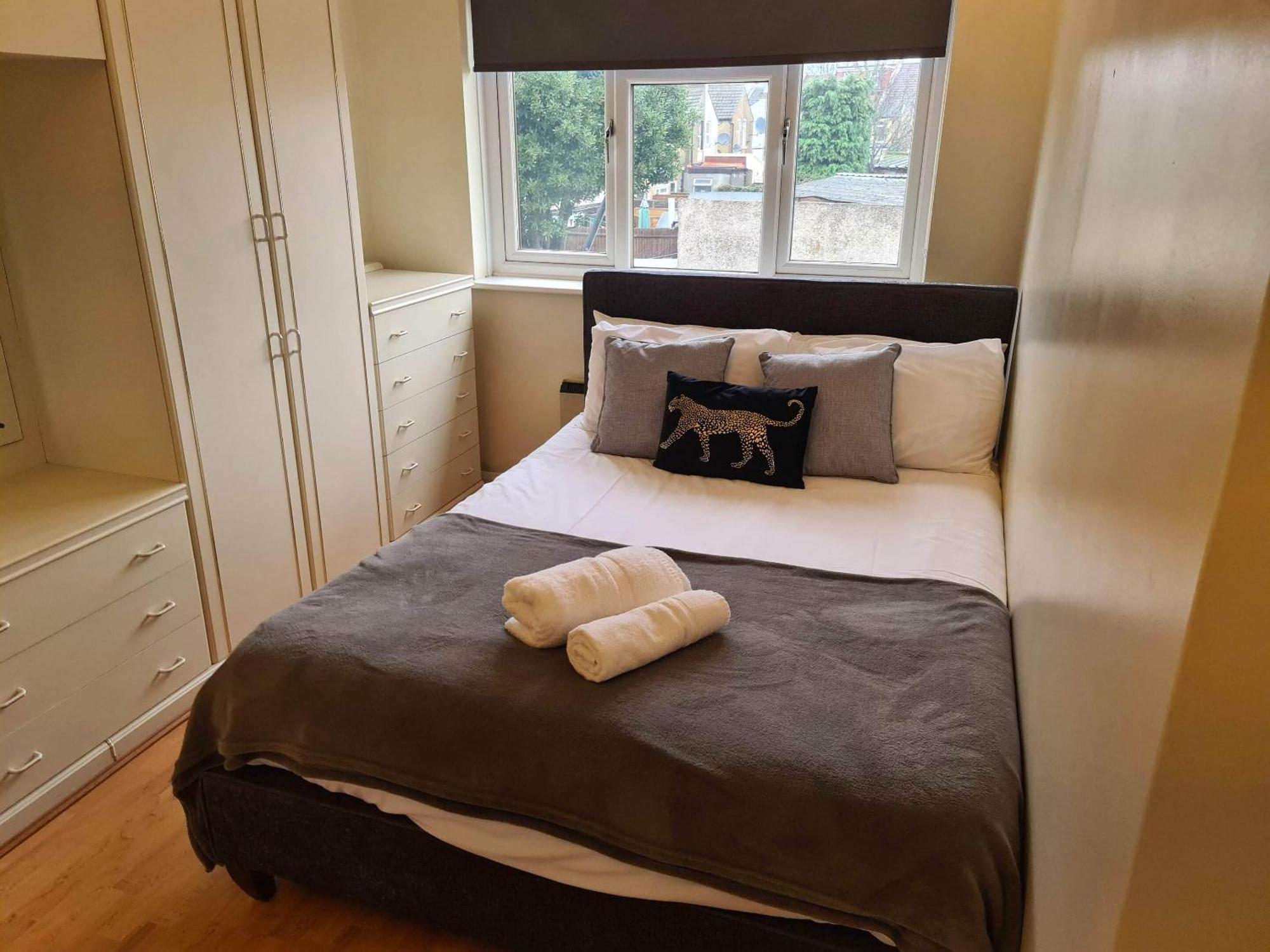 Sav Apartments Watford Watford  Room photo